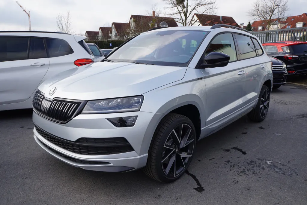 Skoda Karoq 1.5 TSI DSG SPORTLINE*NAVI*ACC*KAMERA*DAB+ Image 3