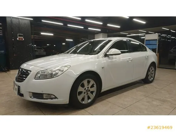 Opel Insignia 2.0 CDTI Edition Elegance Image 2